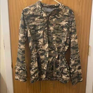 Levi camo light jacket